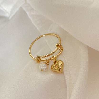 Gold Dainty Charm Ring, Adjustable Freshwater Pearl Ring, Pearl Dangle Ring, Mini Heart Charm Ring,Dainty Pearl Ring,Birthday Gift for Women